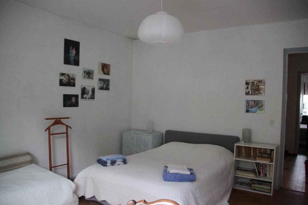 Les Hauts De Perrache Bed & Breakfast Sainte-Foy-les-Lyon Room photo